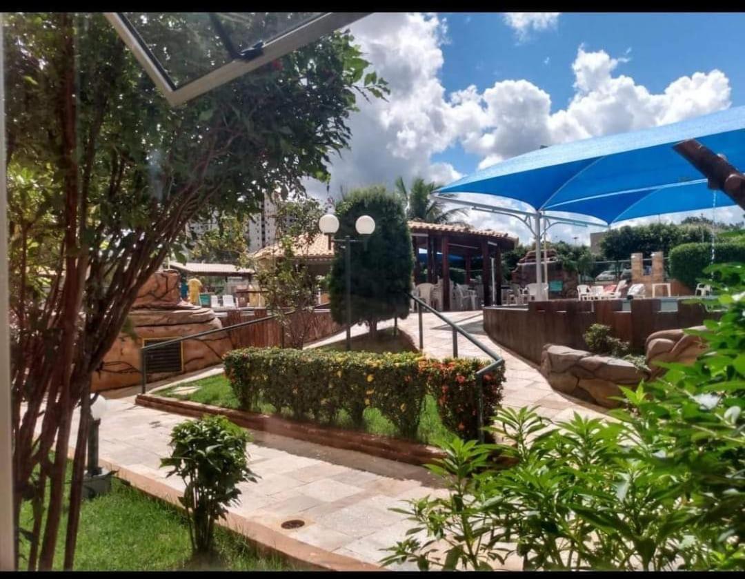 Flat Para Temporada Perto Singapura Shopping Com 7 Piscinas, Bar Molhado, Restaurante - A 3 Min Centro De Caldas Novas! 外观 照片